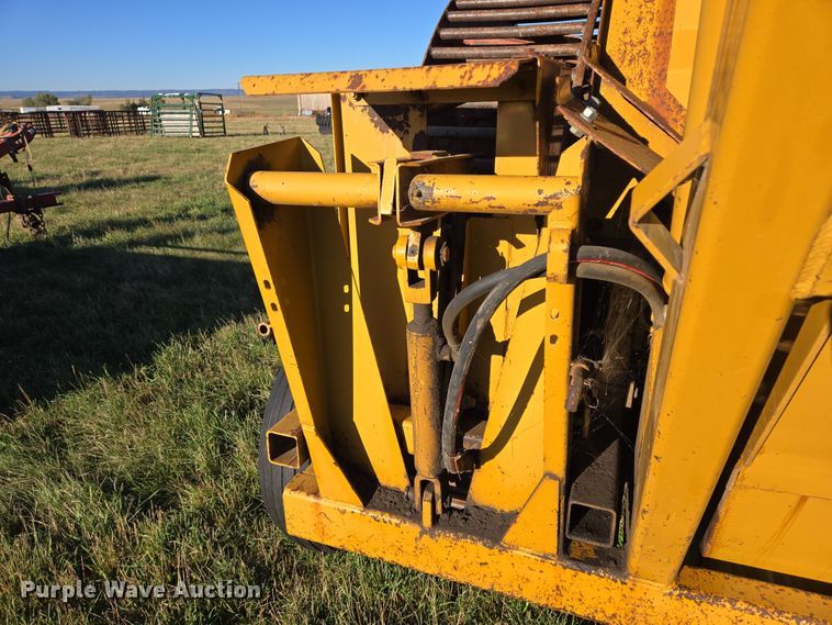 image for item DY1353 Haybuster H-106 Rock-Eze rock picker