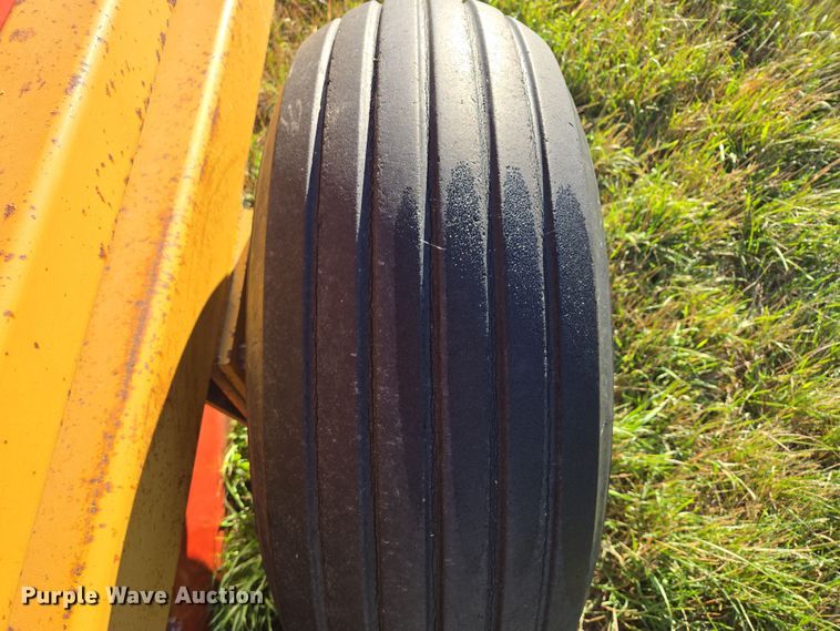 image for item DY1353 Haybuster H-106 Rock-Eze rock picker