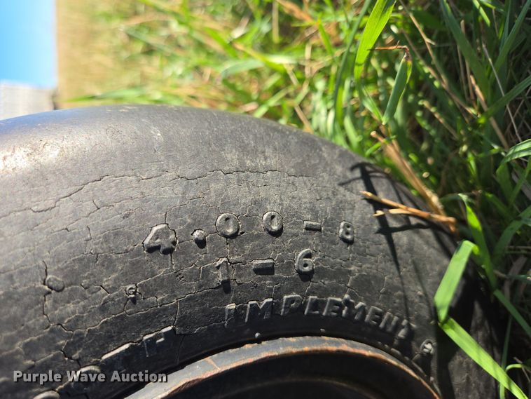 image for item DY1353 Haybuster H-106 Rock-Eze rock picker