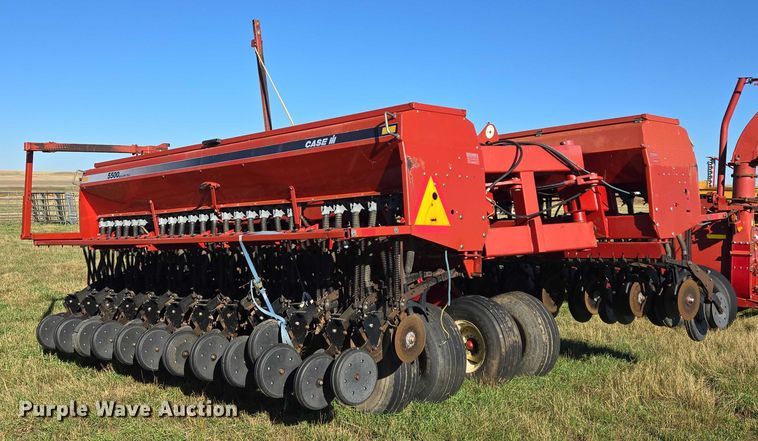 image for item DY1355 Case 5500 Mulch-Till grain drill