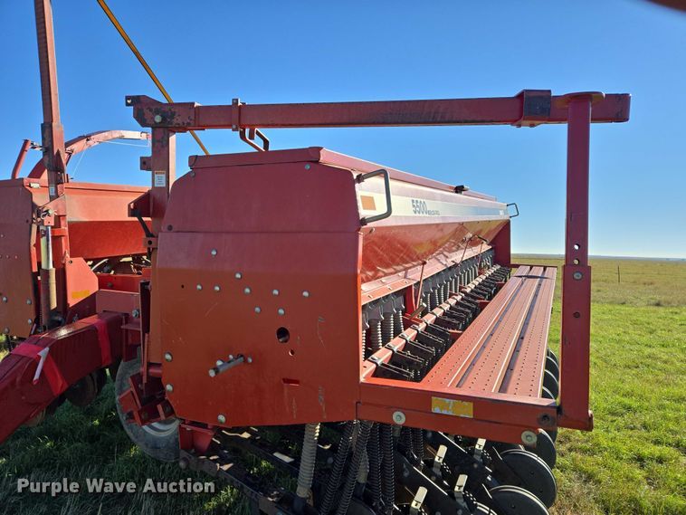 image for item DY1355 Case 5500 Mulch-Till grain drill