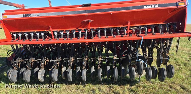 image for item DY1355 Case 5500 Mulch-Till grain drill