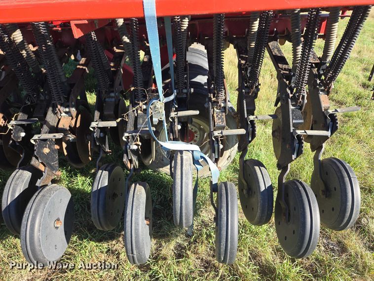 image for item DY1355 Case 5500 Mulch-Till grain drill