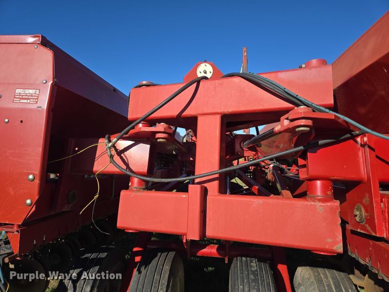 image for item DY1355 Case 5500 Mulch-Till grain drill