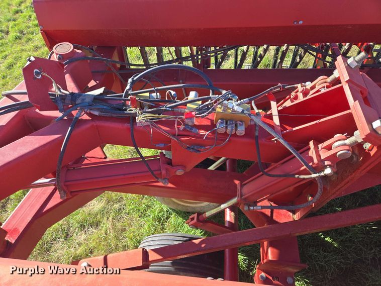 image for item DY1355 Case 5500 Mulch-Till grain drill
