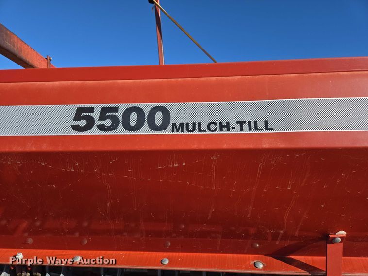 image for item DY1355 Case 5500 Mulch-Till grain drill
