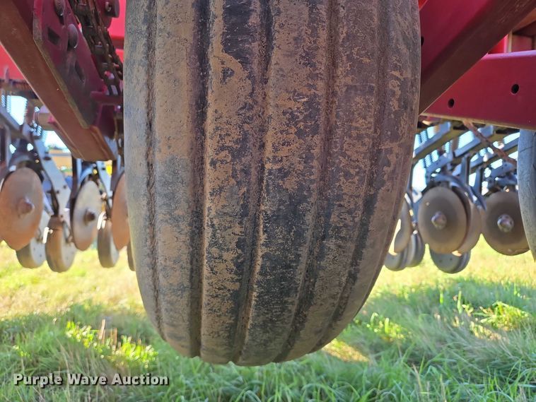 image for item DY1355 Case 5500 Mulch-Till grain drill