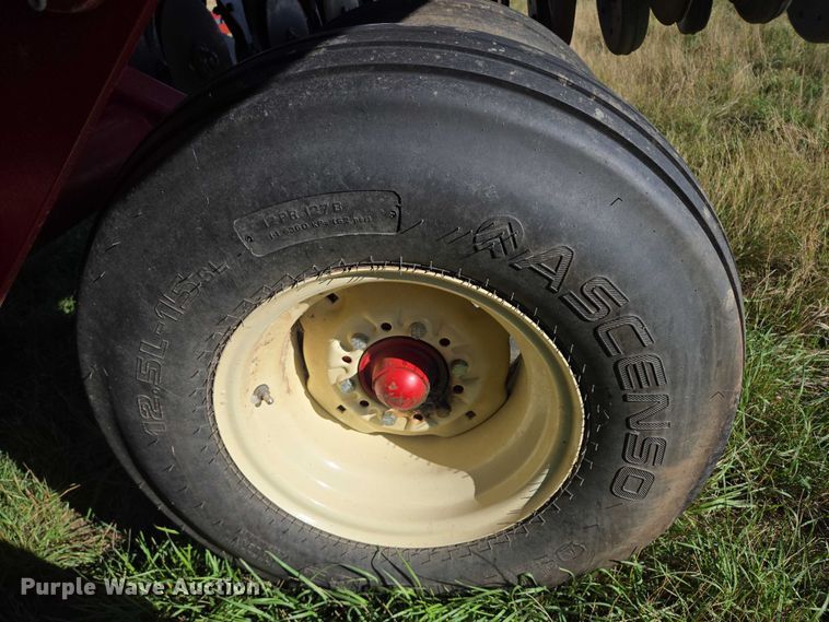 image for item DY1355 Case 5500 Mulch-Till grain drill