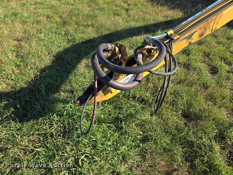 image for item DY1356 Challenger PTS16 swather / windrower