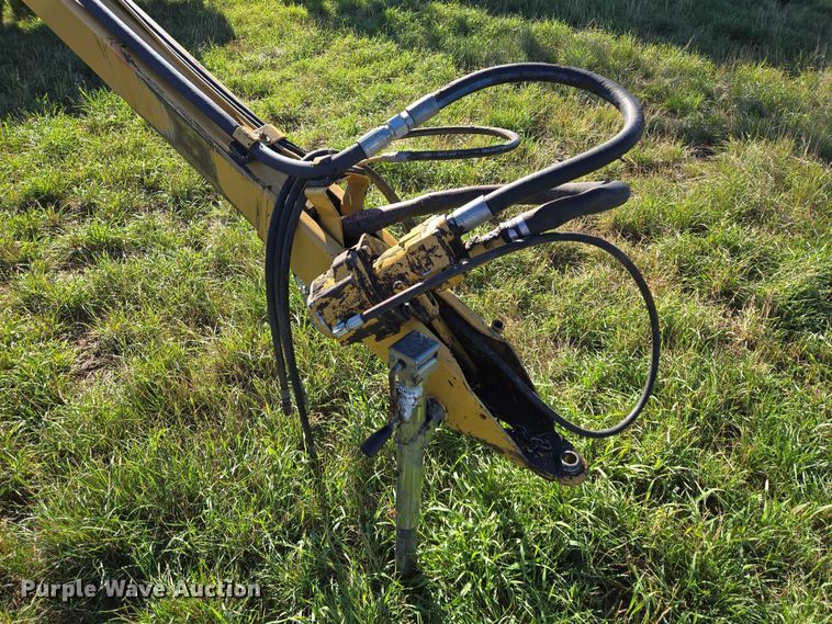 image for item DY1356 Challenger PTS16 swather / windrower