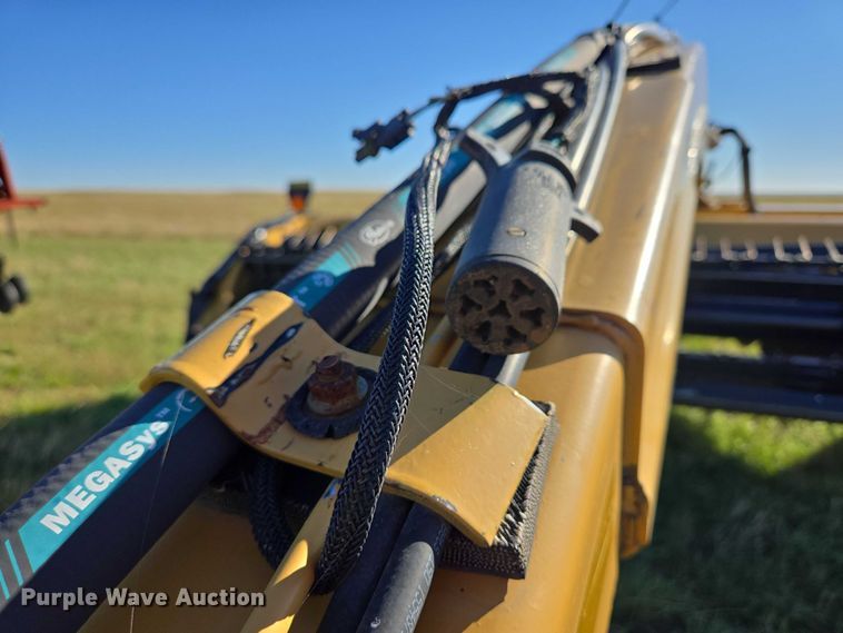 image for item DY1356 Challenger PTS16 swather / windrower