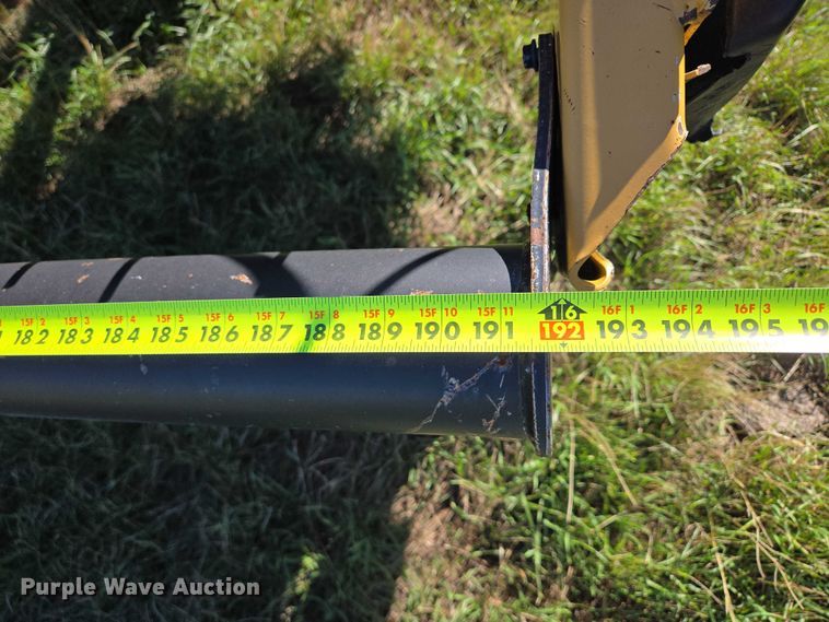 image for item DY1356 Challenger PTS16 swather / windrower