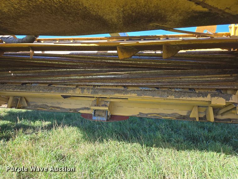 image for item DY1356 Challenger PTS16 swather / windrower