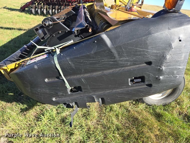 image for item DY1356 Challenger PTS16 swather / windrower