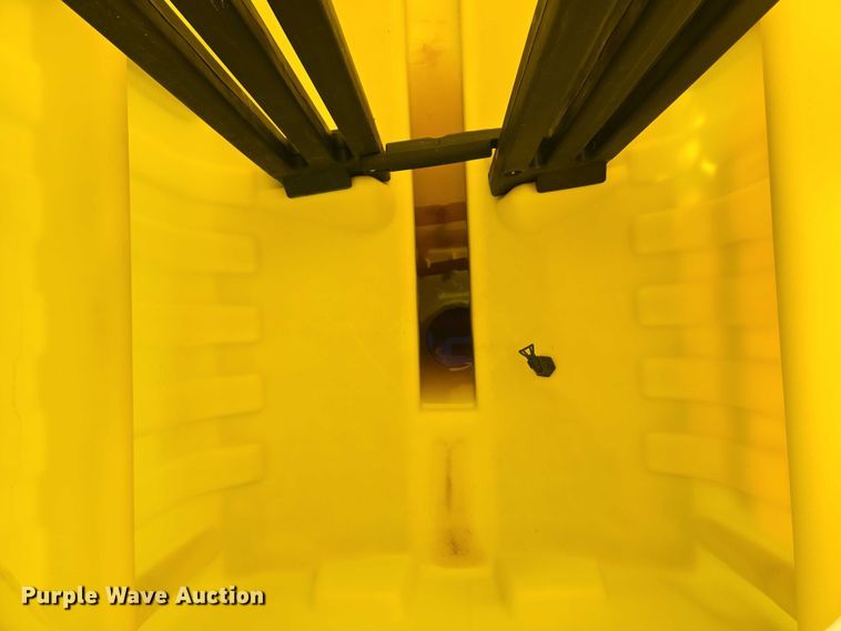 image for item DY1357 Summers sprayer