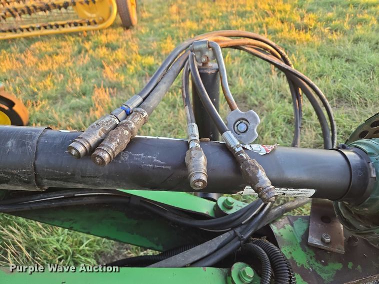 image for item DY1359 John Deere 568 Mega Wide Plus round baler