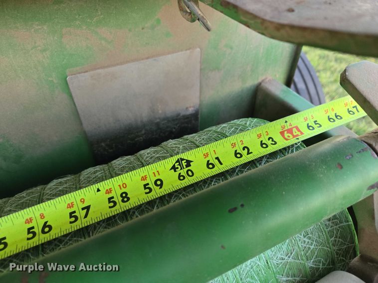 image for item DY1359 John Deere 568 Mega Wide Plus round baler