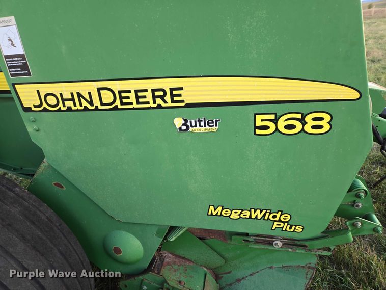 image for item DY1359 John Deere 568 Mega Wide Plus round baler