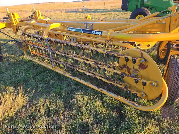 image for item DY1360 Vermeer R2300 hay rake