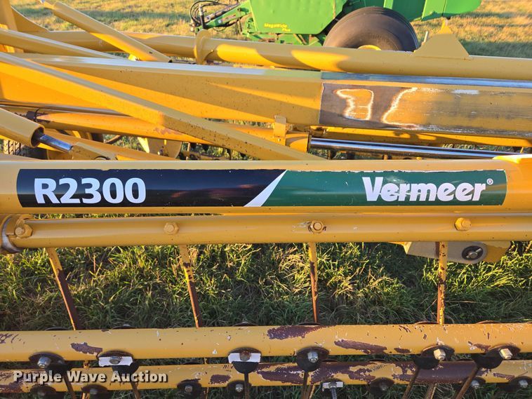 image for item DY1360 Vermeer R2300 hay rake