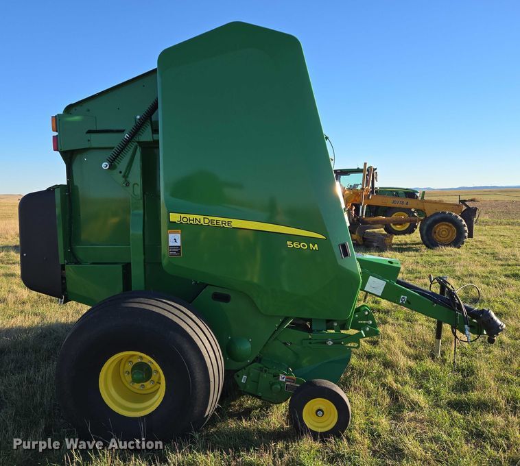 image for item DY1361 2021 John Deere 560M round baler