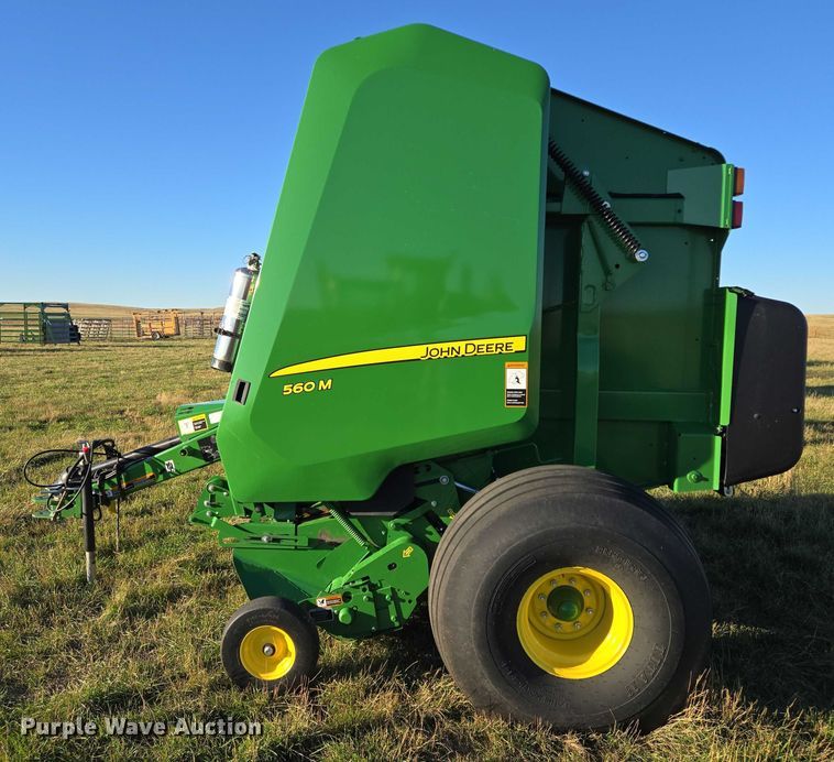 image for item DY1361 2021 John Deere 560M round baler