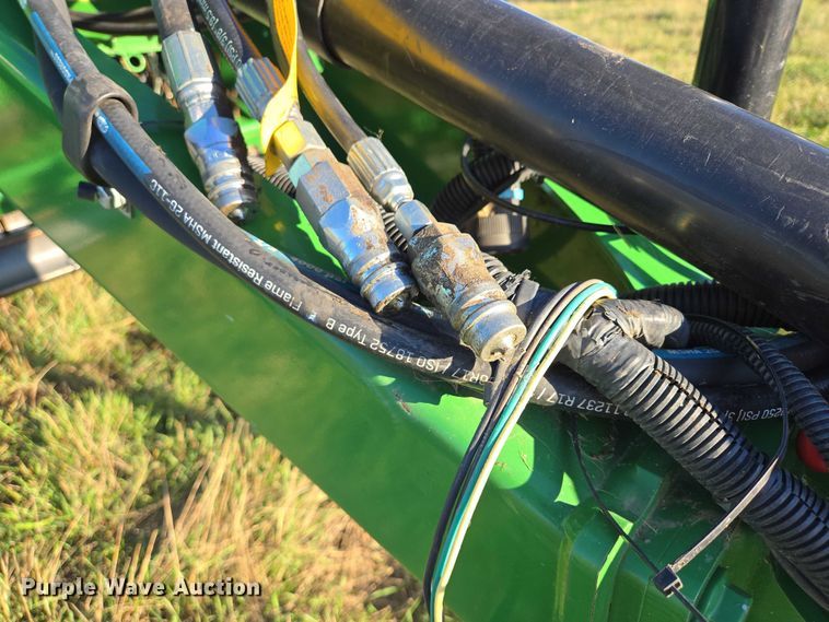 image for item DY1361 2021 John Deere 560M round baler