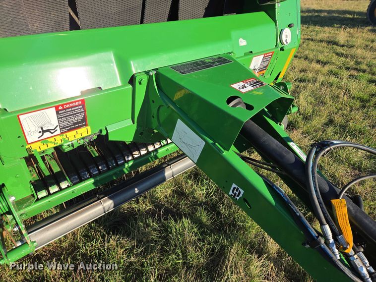 image for item DY1361 2021 John Deere 560M round baler
