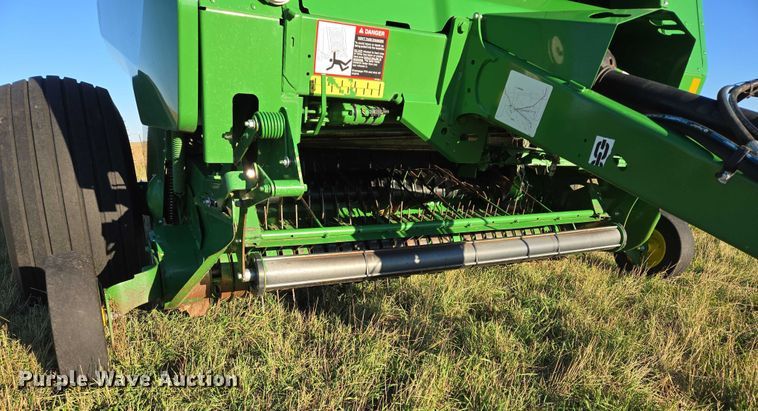 image for item DY1361 2021 John Deere 560M round baler