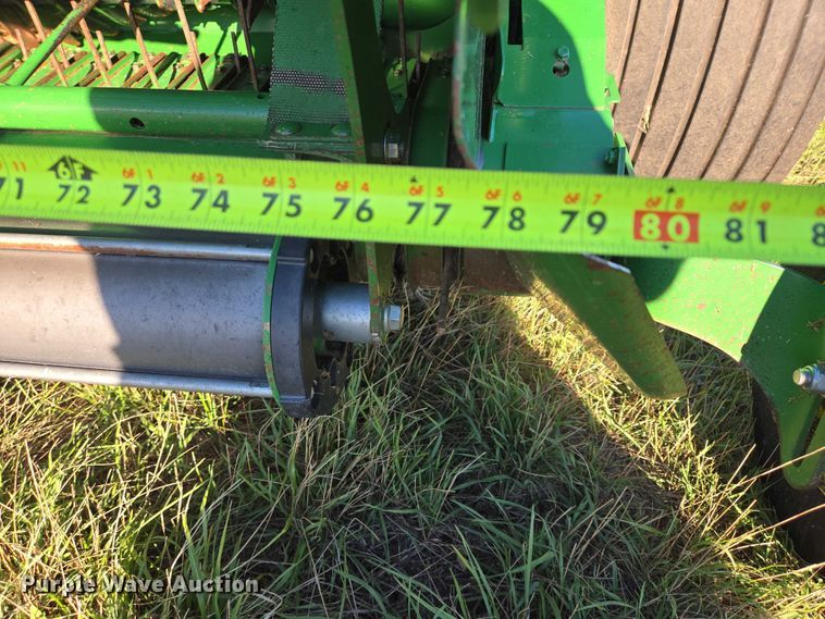image for item DY1361 2021 John Deere 560M round baler