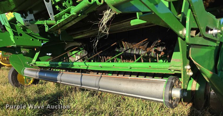 image for item DY1361 2021 John Deere 560M round baler