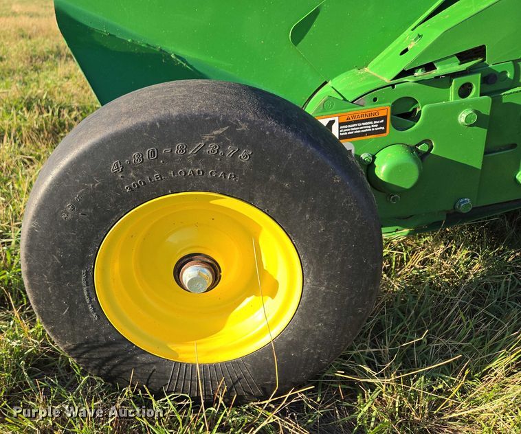 image for item DY1361 2021 John Deere 560M round baler