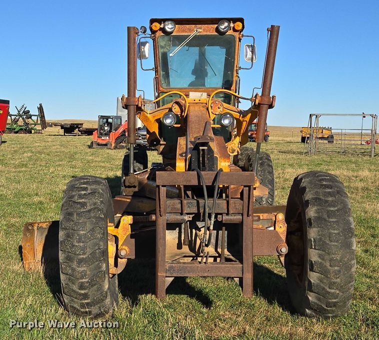 MOTOCONFORMADORA JOHN DEERE JD770A