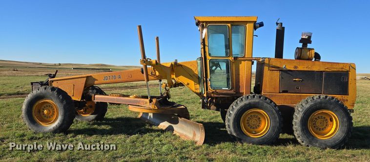 image for item DY1362 John Deere JD770-A motor grader