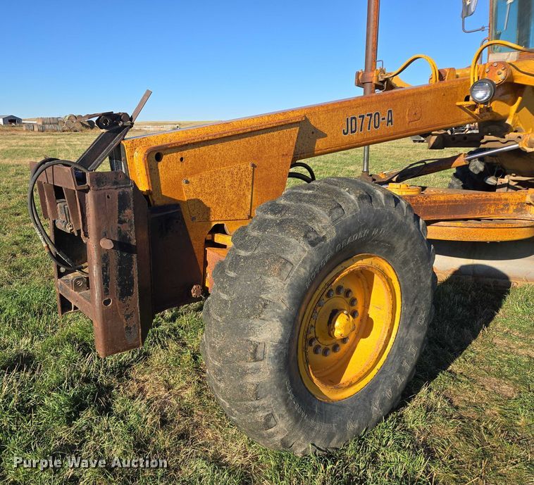image for item DY1362 John Deere JD770-A motor grader