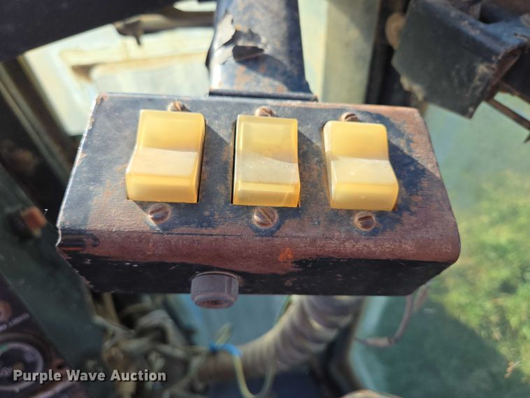 image for item DY1362 John Deere JD770-A motor grader