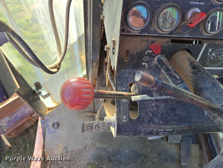 image for item DY1362 John Deere JD770-A motor grader