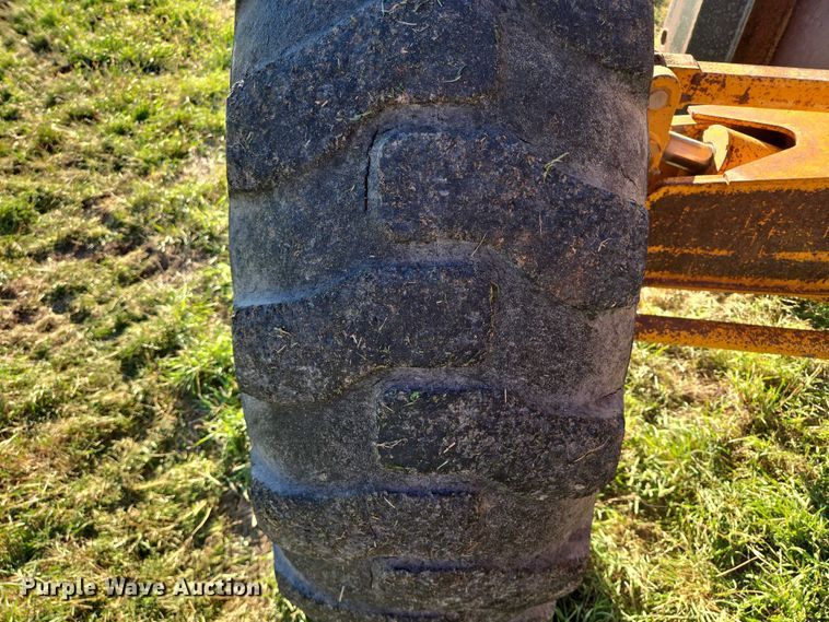 image for item DY1362 John Deere JD770-A motor grader