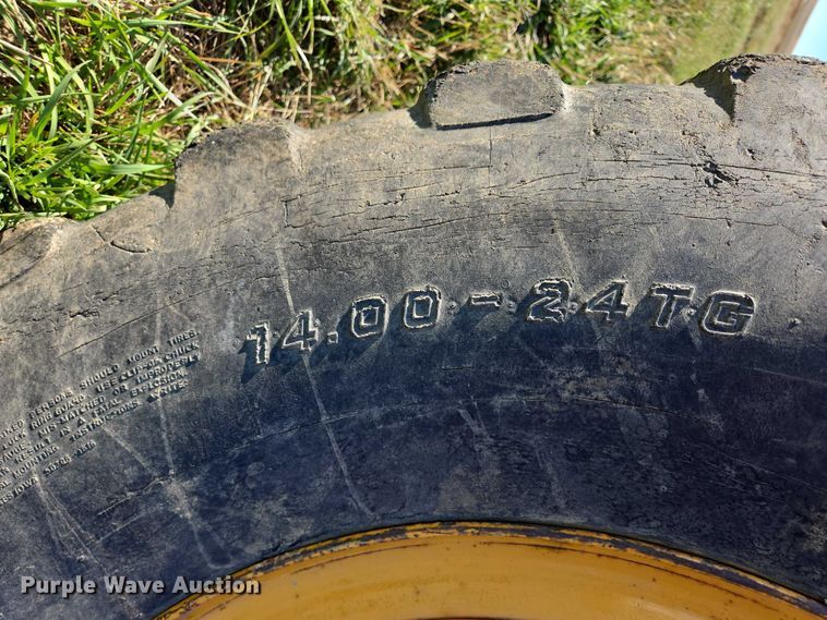 image for item DY1362 John Deere JD770-A motor grader