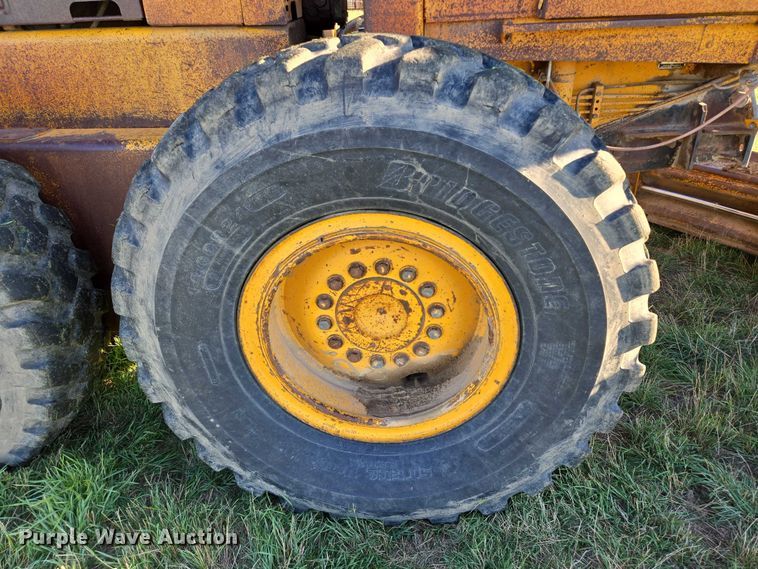 image for item DY1362 John Deere JD770-A motor grader