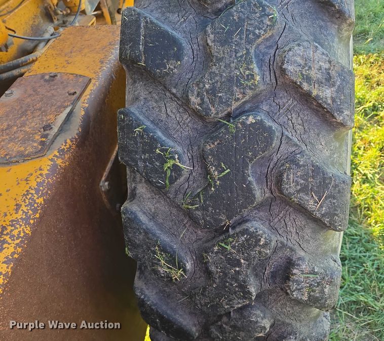 image for item DY1362 John Deere JD770-A motor grader