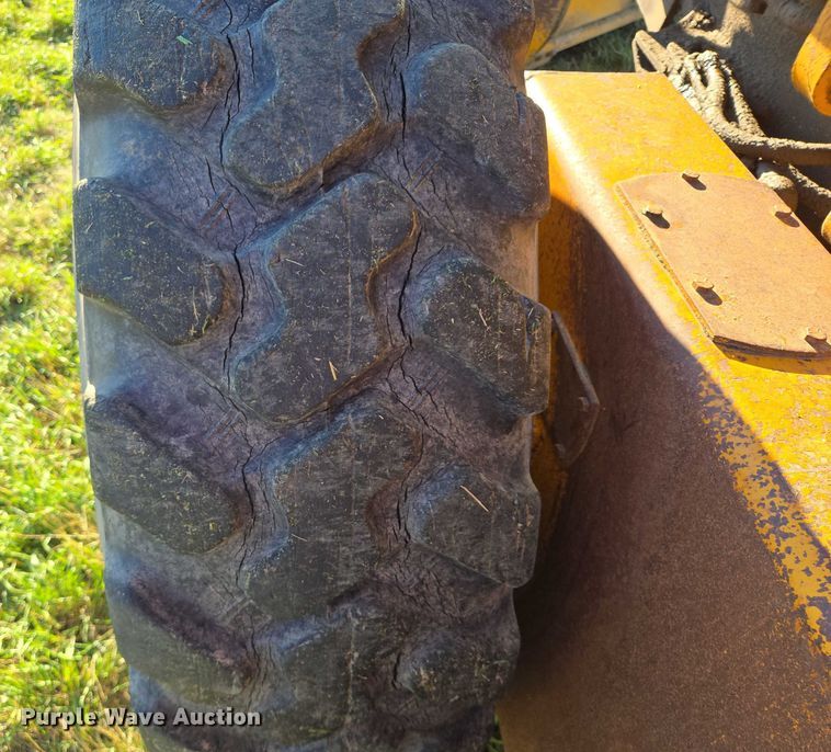 image for item DY1362 John Deere JD770-A motor grader