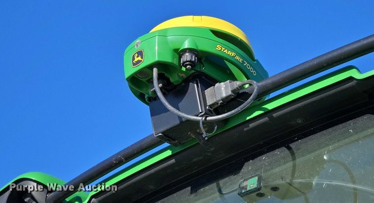 image for item DY1363 2021 John Deere 6175R MFWD tractor