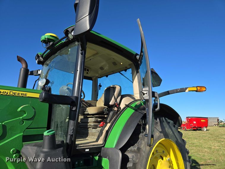 image for item DY1363 2021 John Deere 6175R MFWD tractor