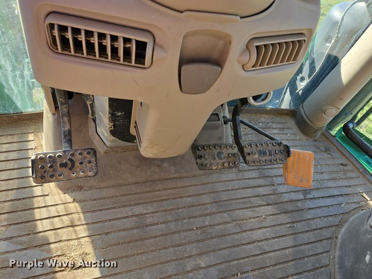 image for item DY1363 2021 John Deere 6175R MFWD tractor