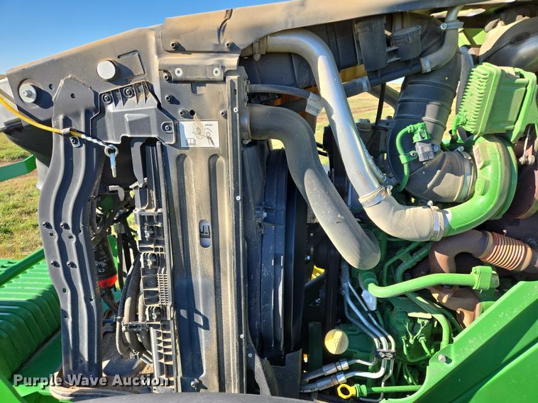 image for item DY1363 2021 John Deere 6175R MFWD tractor