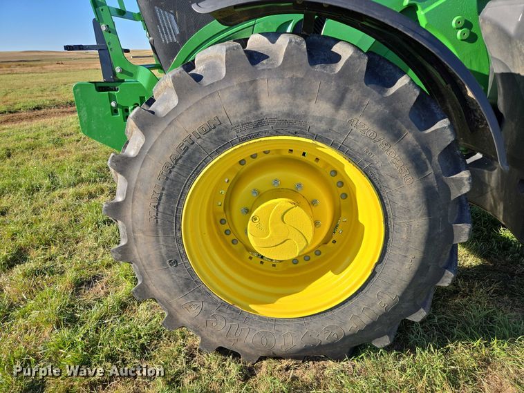 image for item DY1363 2021 John Deere 6175R MFWD tractor