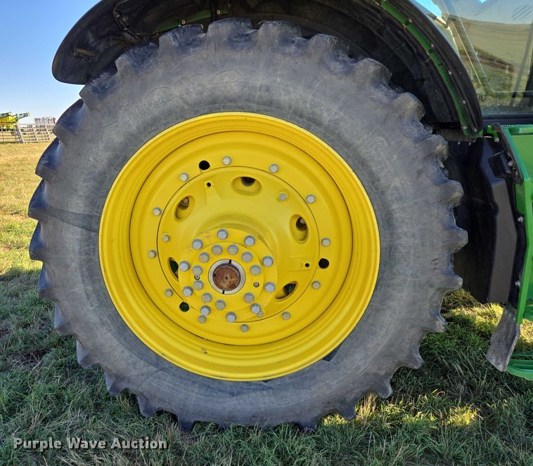 image for item DY1363 2021 John Deere 6175R MFWD tractor