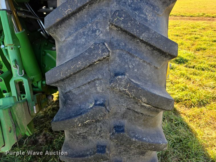 image for item DY1363 2021 John Deere 6175R MFWD tractor