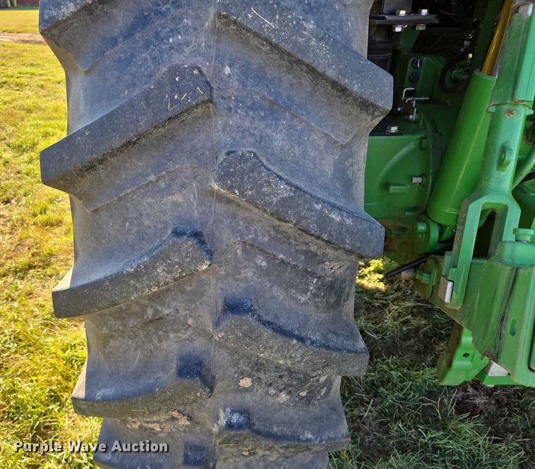 image for item DY1363 2021 John Deere 6175R MFWD tractor